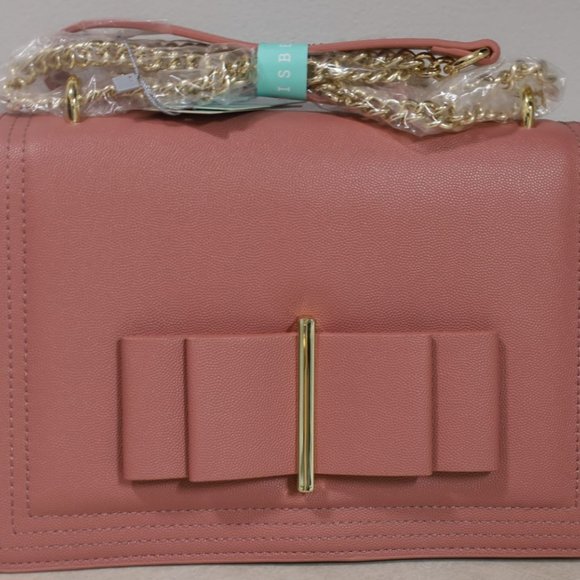 Chrisbella - Picture 12 of 12